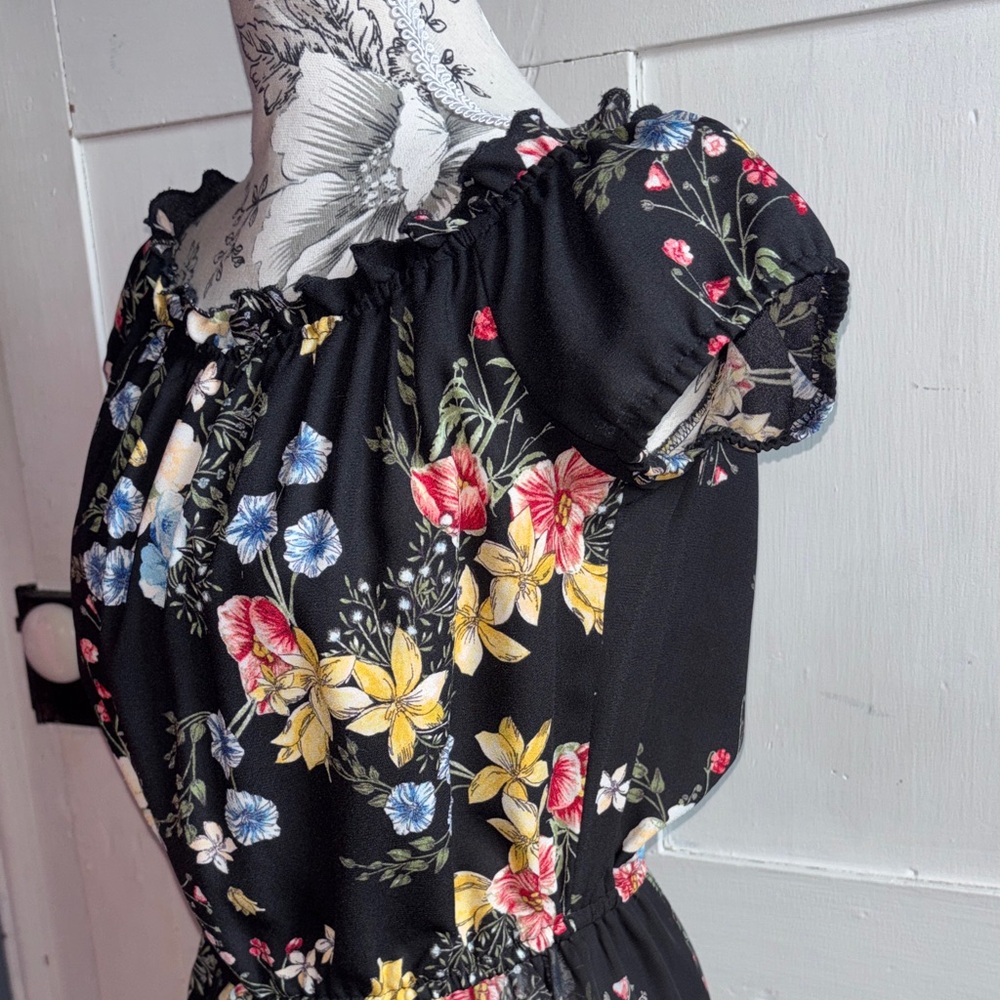 BeBop Black Floral Off Shoulder Ruffle High Low Jumpsuit Size Jr Medium - Picture 7 of 10